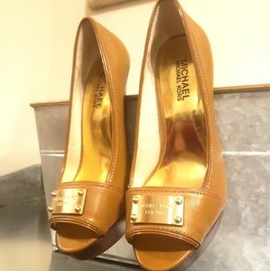 MICHAEL Michael Kors brown and tan heels
